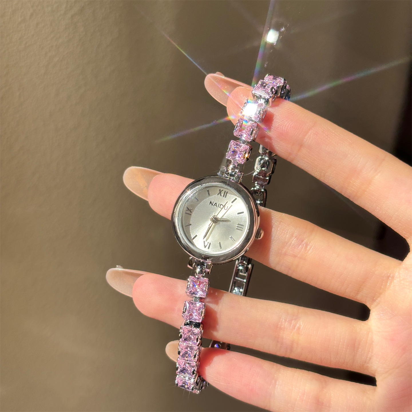 Luxury Watch Levels - New Fashion Diamond-encrusted Bracelet Watch for