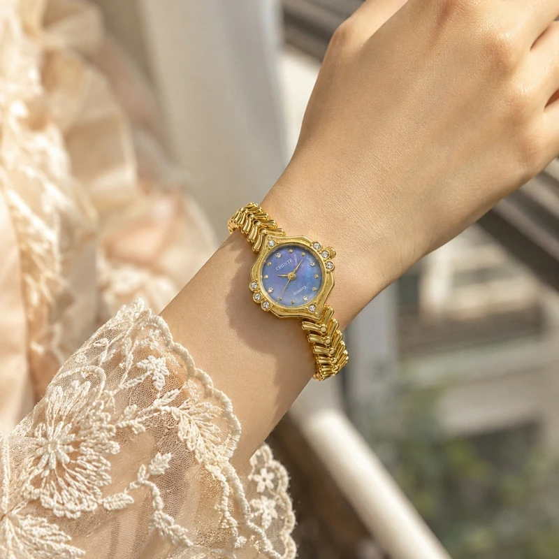 Golden Women's Bracelet Watch  - đánh giá và giá Luxury Watch Top 10