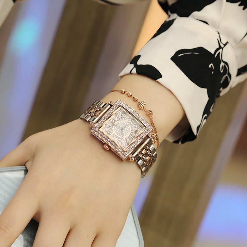 Square Original Brand Wristwat - đánh giá và giá Luxury Watch Top 10