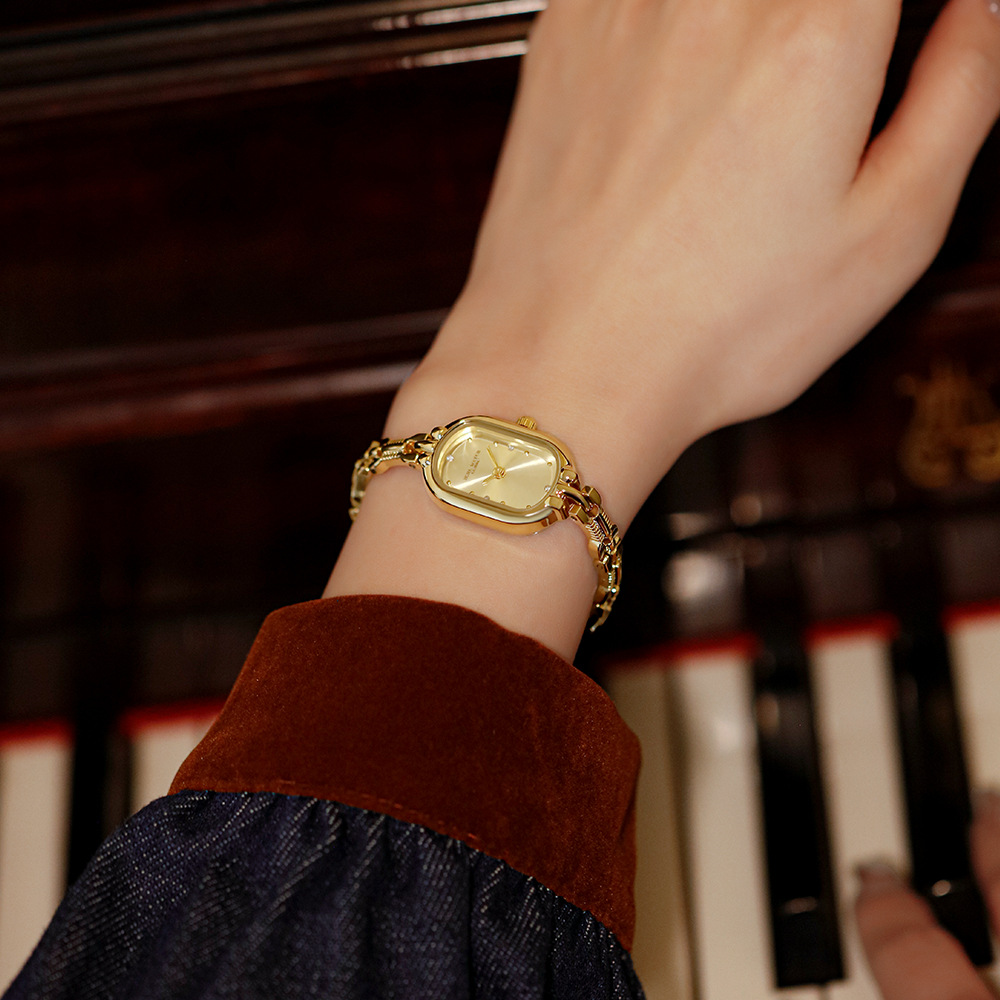 Vintage Bracelet Watch Unique  - đánh giá và giá Luxury Watch Japanese