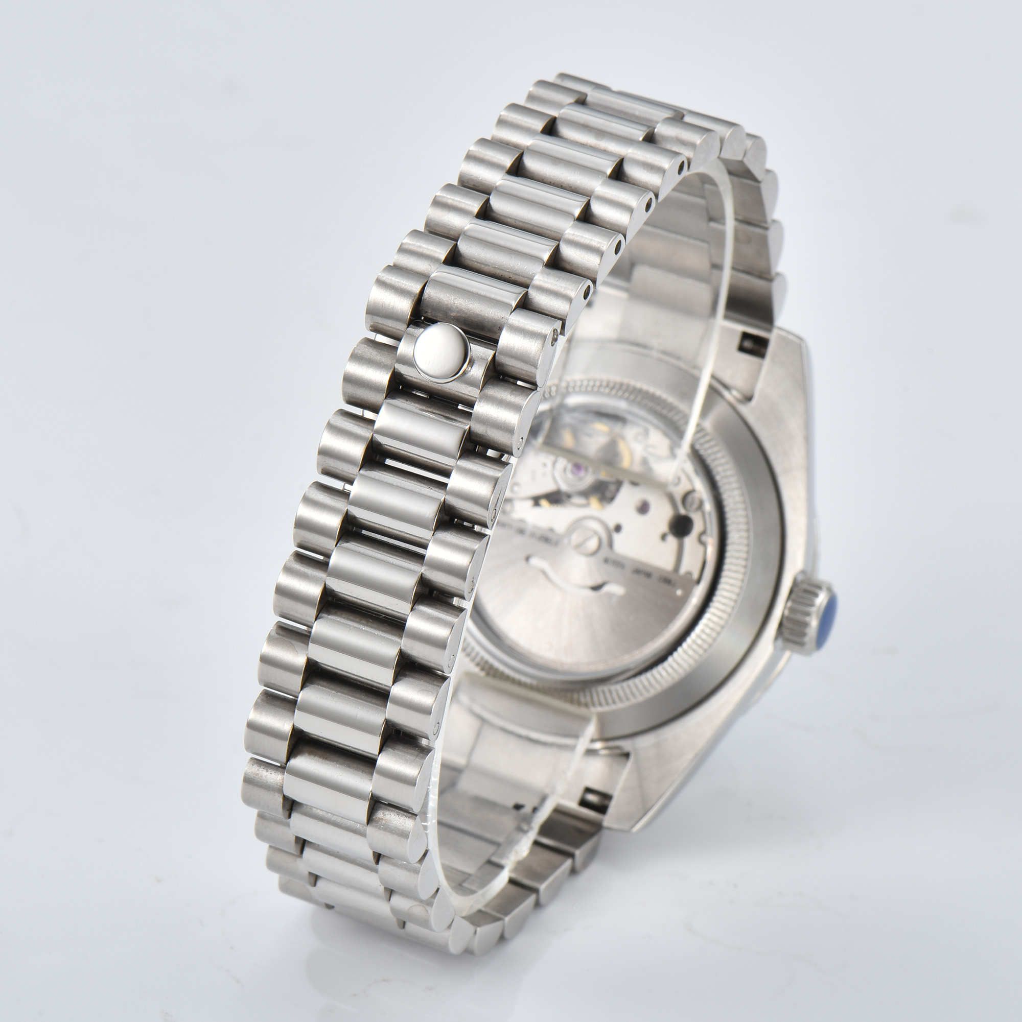 Creative men's watch 40mm/36mm - đánh giá và giá Sapphire Crystal Display