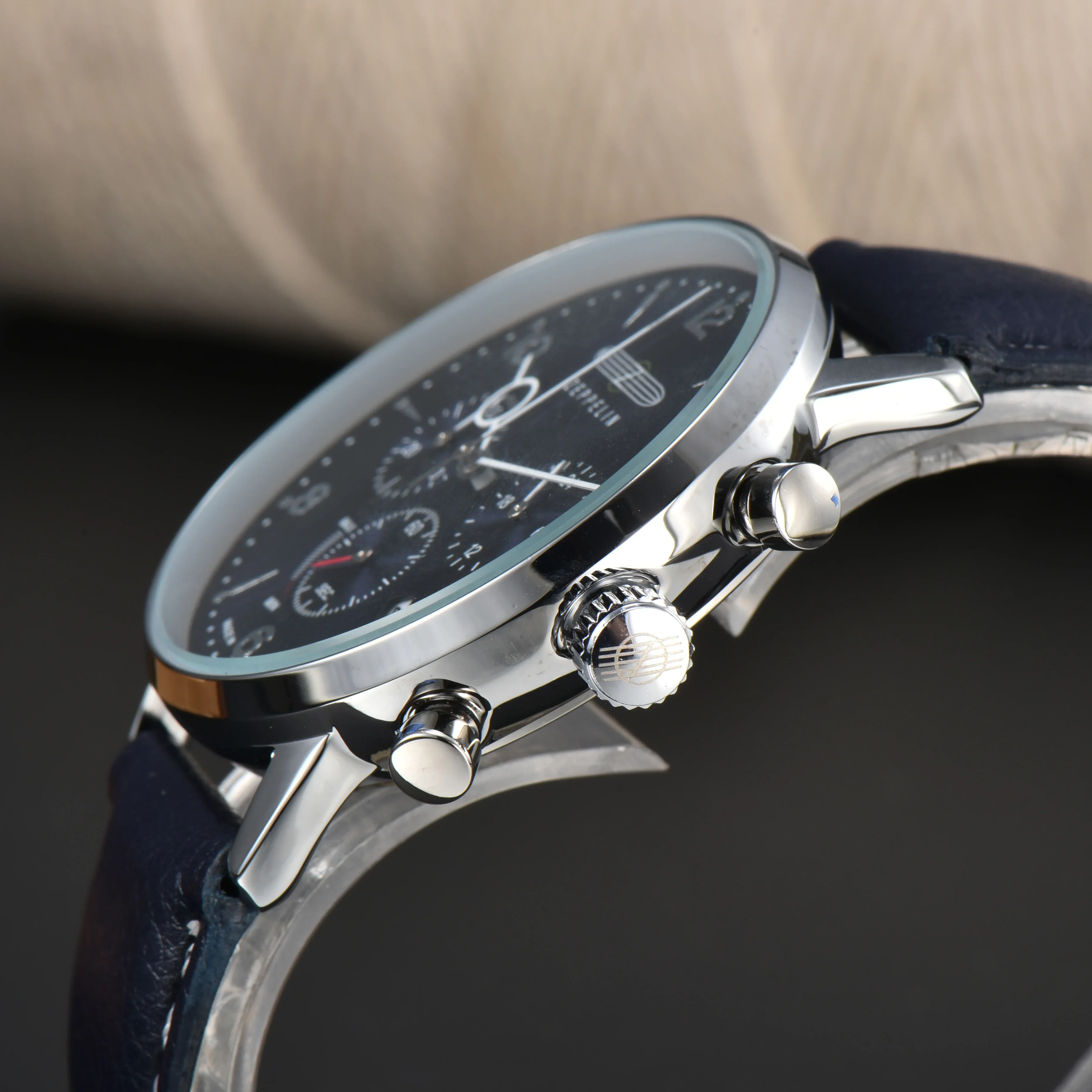 Classic ZEPPELIN Quartz Watch  - đánh giá và giá Luxury Watch Business