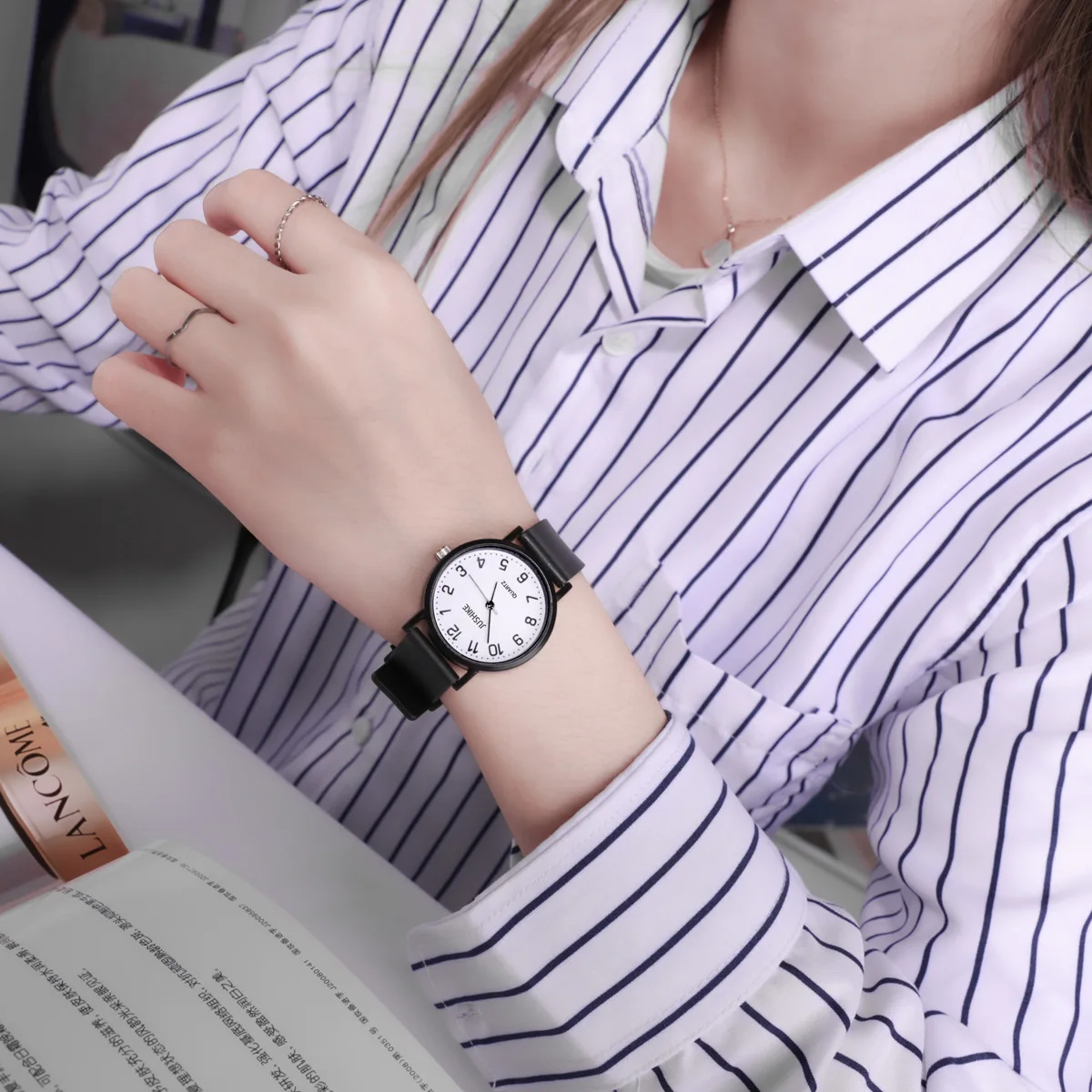 Simple Black Watch Quartz Watc - đánh giá và giá Luxury Watch Girl