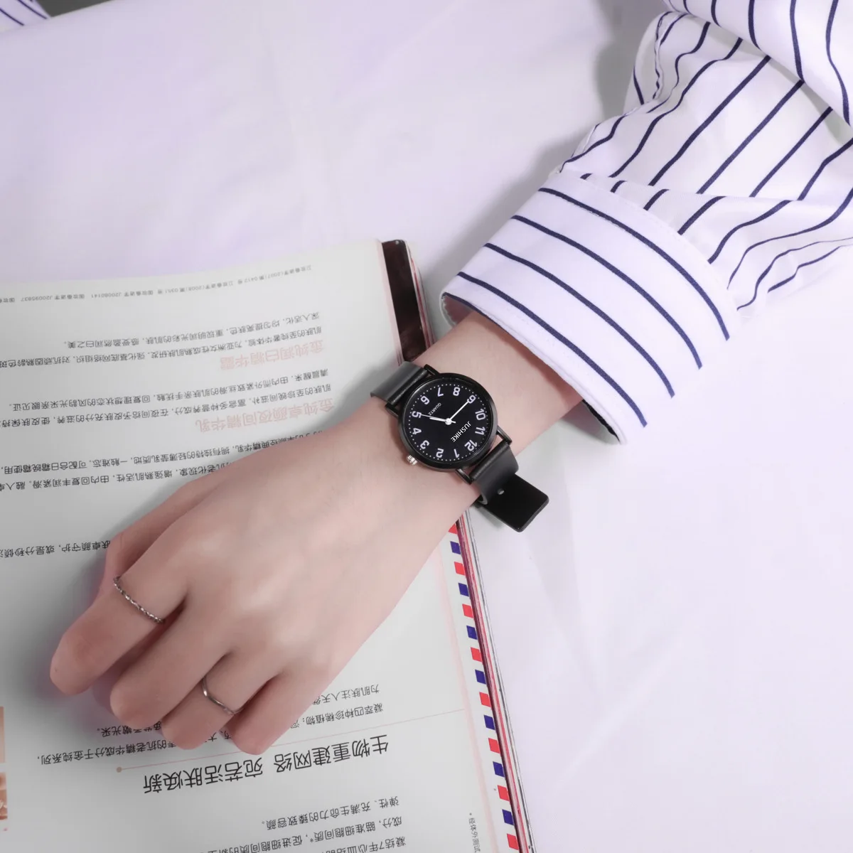 Simple Black Watch Quartz Watc - đánh giá và giá Luxury Watch Girl